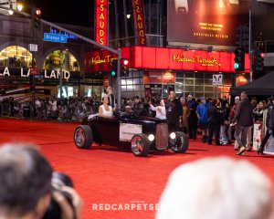 Hollywood-Christmas-Parade-2024-Photography-By-Dumisani-Maraire-Jr.-for-Red-Carpet-Series-187-of-430