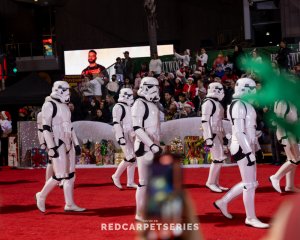 Hollywood-Christmas-Parade-2024-Photography-By-Dumisani-Maraire-Jr.-for-Red-Carpet-Series-194-of-430