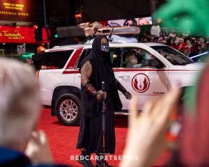 Hollywood-Christmas-Parade-2024-Photography-By-Dumisani-Maraire-Jr.-for-Red-Carpet-Series-213-of-430