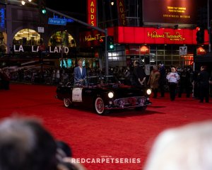 Hollywood-Christmas-Parade-2024-Photography-By-Dumisani-Maraire-Jr.-for-Red-Carpet-Series-221-of-430