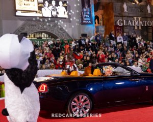 Hollywood-Christmas-Parade-2024-Photography-By-Dumisani-Maraire-Jr.-for-Red-Carpet-Series-253-of-430