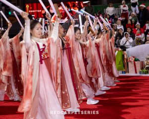 Hollywood-Christmas-Parade-2024-Photography-By-Dumisani-Maraire-Jr.-for-Red-Carpet-Series-280-of-430