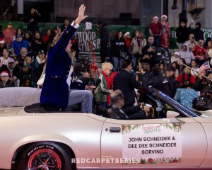 Hollywood-Christmas-Parade-2024-Photography-By-Dumisani-Maraire-Jr.-for-Red-Carpet-Series-290-of-430