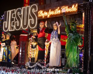 Hollywood-Christmas-Parade-2024-Photography-By-Dumisani-Maraire-Jr.-for-Red-Carpet-Series-310-of-430