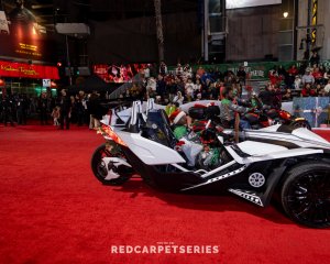 Hollywood-Christmas-Parade-2024-Photography-By-Dumisani-Maraire-Jr.-for-Red-Carpet-Series-324-of-430