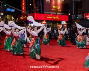 Hollywood-Christmas-Parade-2024-Photography-By-Dumisani-Maraire-Jr.-for-Red-Carpet-Series-346-of-430