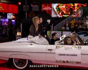 Hollywood-Christmas-Parade-2024-Photography-By-Dumisani-Maraire-Jr.-for-Red-Carpet-Series-396-of-430