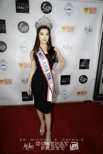 Dr.-Obeng-Holiday-Party-Red-Carpet-Series-Dumisani-Maraire-Jr-Portfolio-1